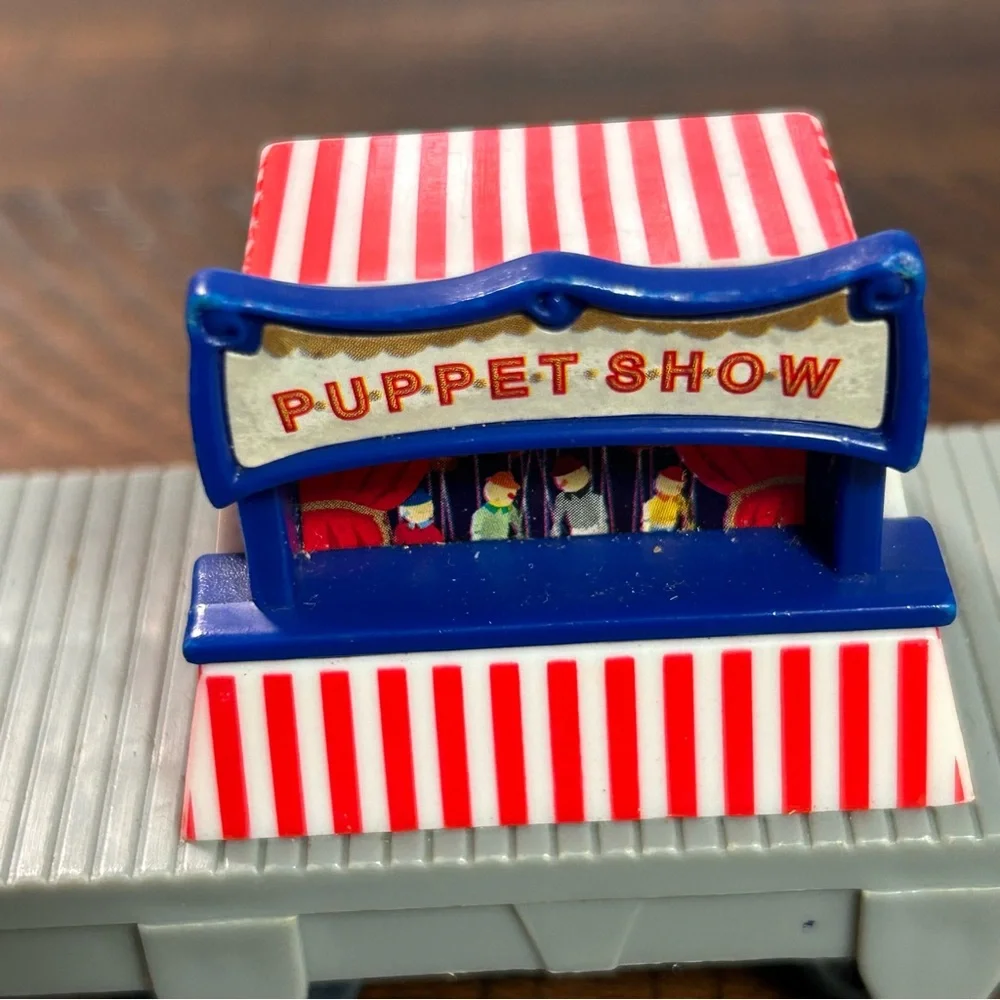 PUPPET SHOW CARNIVAL CIRCUS Train Car THOMAS &‎ FRIENDS Trackmaster 2008